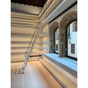 Scala in alluminio scalino 150mm per sbarco soppalco con corrimano 2