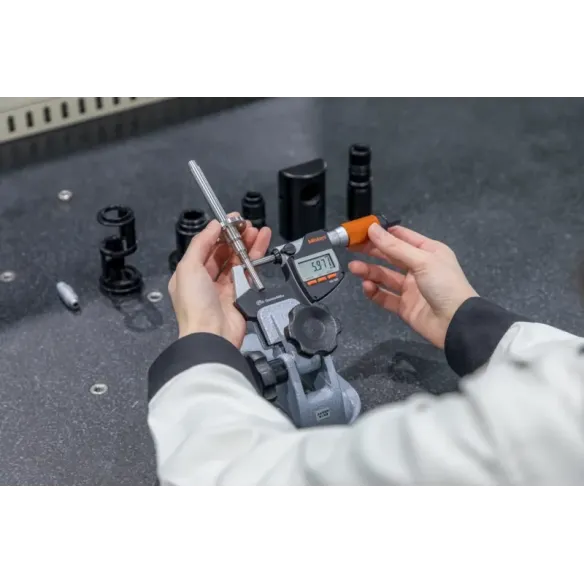 Mitutoyo 293-143-40 Micrometro digitale IP65 QuantuMike 75-100 mm, con uscita bidirezionale